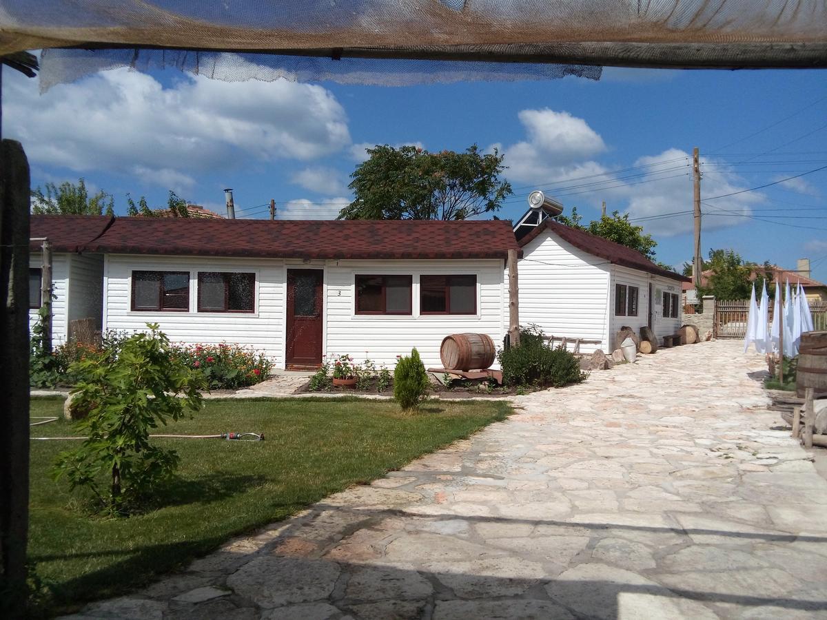 Kosta Bungalows Balgarevo Bagian luar foto